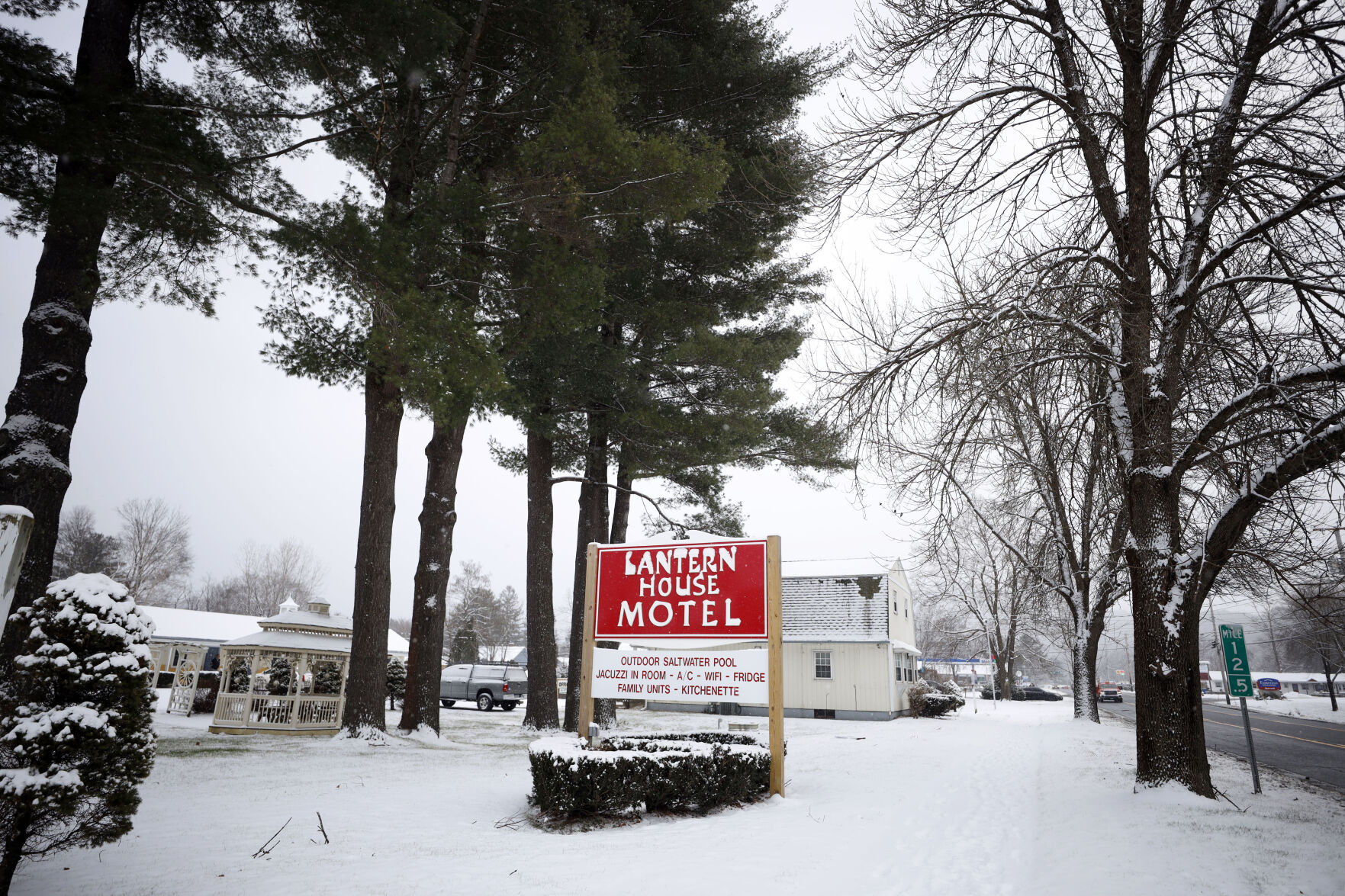 lantern house motel